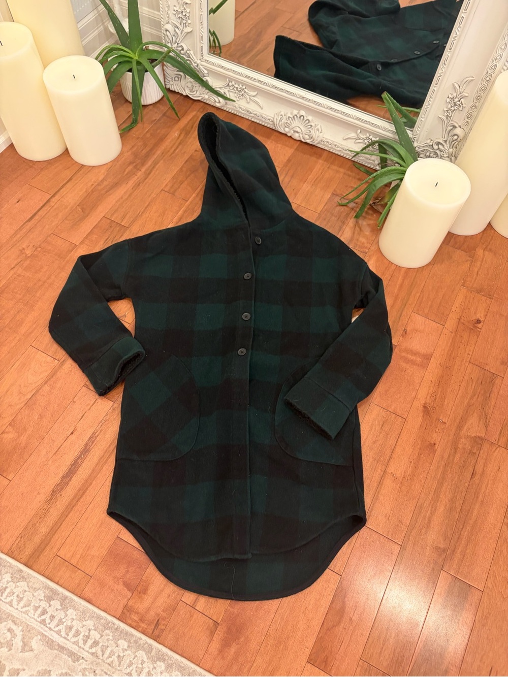 Excellent condition plaid jacket